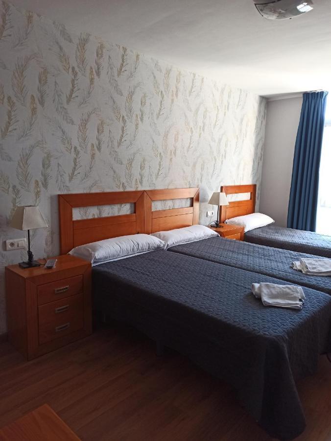 Hotel Aguila Real Onís エクステリア 写真