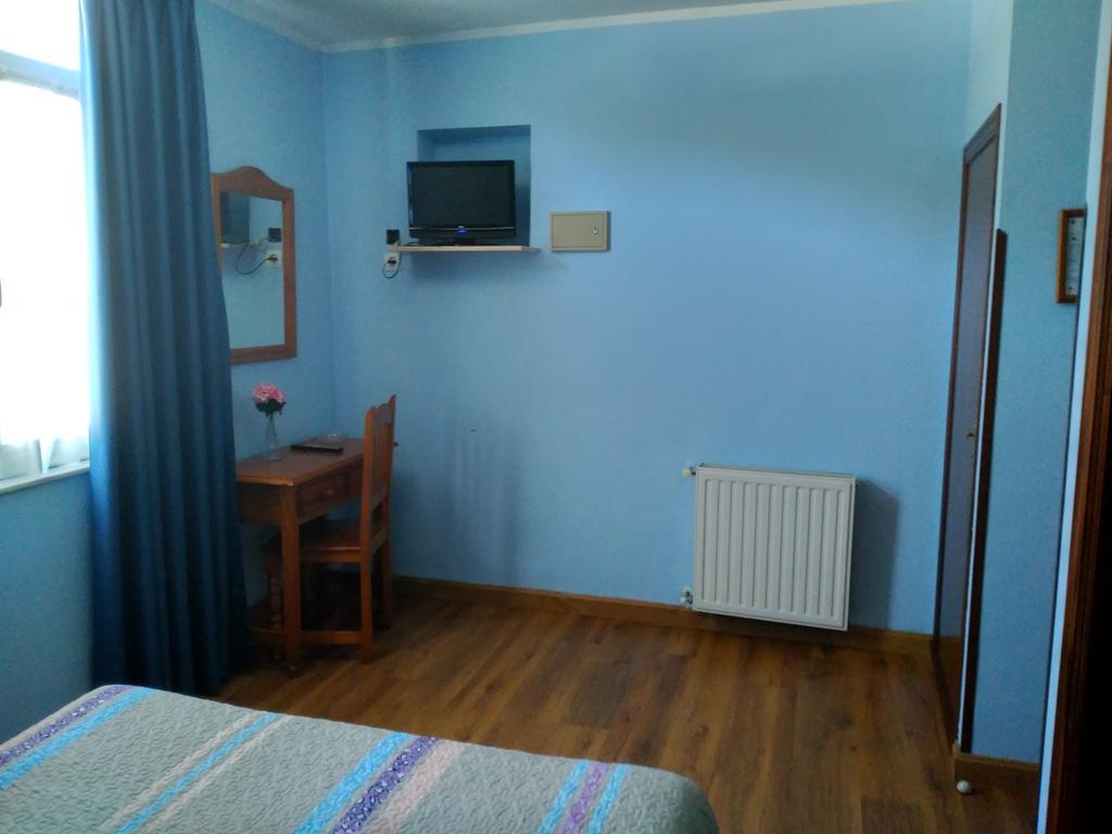 Hotel Aguila Real Onís エクステリア 写真