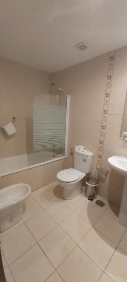Hotel Aguila Real Onís エクステリア 写真